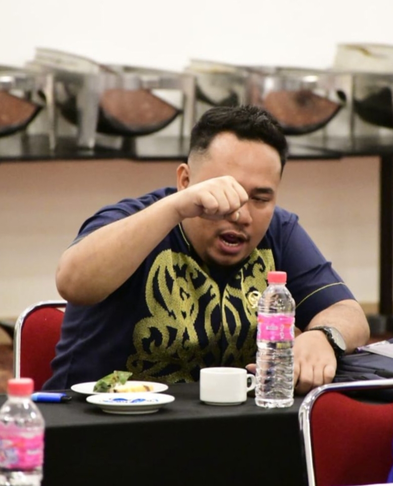 Owen Bantah Tuduhan Aktivis, Tegaskan Diri sebagai Wakil Rakyat