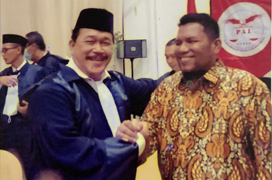 Prof Dr Sutan Nasomal Pakar Hukum Pidana Internasional Minta Kejagung Bersama Ketua MA Sidik Kasus Kaum Hawa dibantai Kaum Dua Kaum Adam di Batang toru Tapanuli Selatan Sumut Viral!!!! 